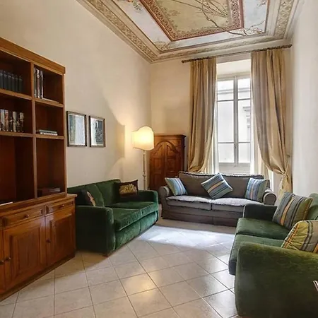 شقة Piazza Repubblica One Minute A Walk From The Duomo