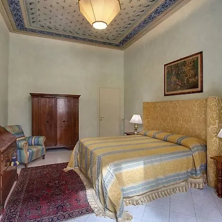 شقة Piazza Repubblica One Minute A Walk From The Duomo *