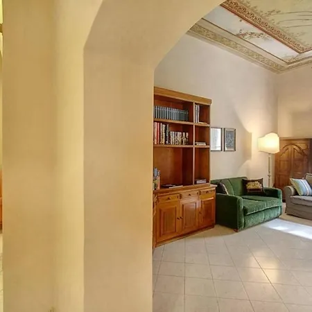 Piazza Repubblica One Minute A Walk From The Duomo * فلورنس